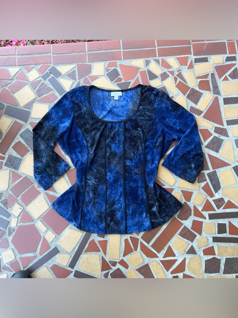 Whimsigoth Dressbarn Blue Velvet Floral Scoop Neck Tunic